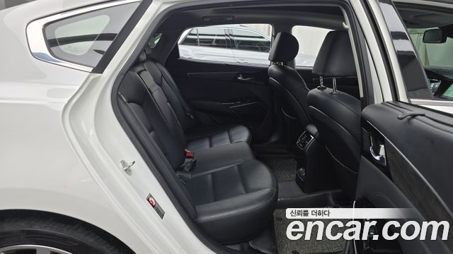 Kia K7 Premier 2.5 GDI Noblesse 2020 — фото 12
