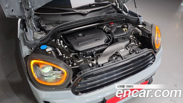 MINI Cooper Countryman Untamed Edition 2nd Gen 2023 — фото 6