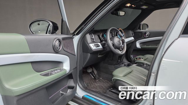 MINI Cooper Countryman Untamed Edition 2nd Gen 2023 — фото 17