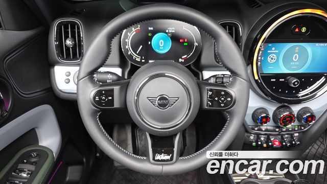 MINI Cooper Countryman Untamed Edition 2nd Gen 2023 — фото 19