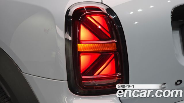 MINI Cooper Countryman Untamed Edition 2nd Gen 2023 — фото 29