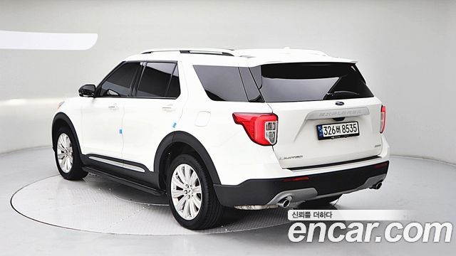 Ford Explorer (VI) 2.3 LimIted 4WD 2022 — фото 2
