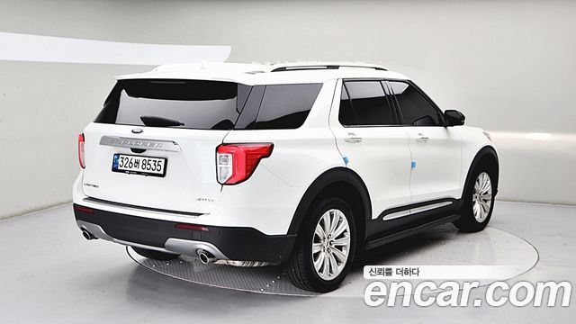 Ford Explorer (VI) 2.3 LimIted 4WD 2022 — фото 4