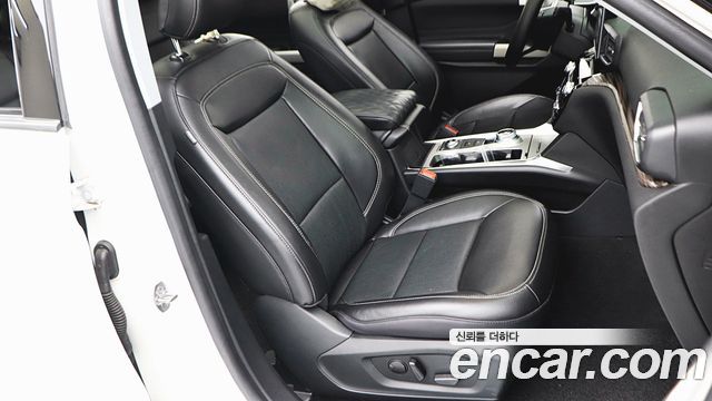 Ford Explorer (VI) 2.3 LimIted 4WD 2022 — фото 18
