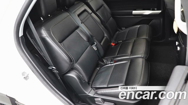 Ford Explorer (VI) 2.3 LimIted 4WD 2022 — фото 19