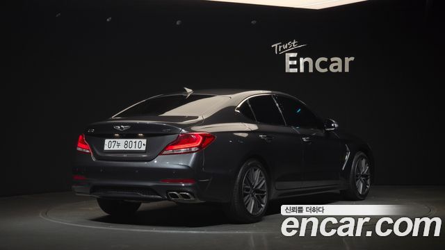 Genesis G70 2.0T Supreme 2018 — фото 2