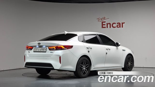Kia K5 Hybrid (II) Noblesse 2019 — фото 2