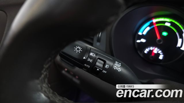 Kia K5 Hybrid (II) Noblesse 2019 — фото 29