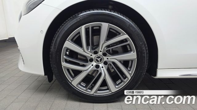 Mercedes-Benz E-Class (W214) E220d 4MATIC Exclusive 2024 — фото 5