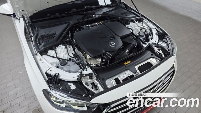 Mercedes-Benz E-Class (W214) E220d 4MATIC Exclusive 2024 — фото 6