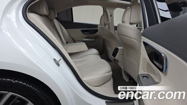 Mercedes-Benz E-Class (W214) E220d 4MATIC Exclusive 2024 — фото 15