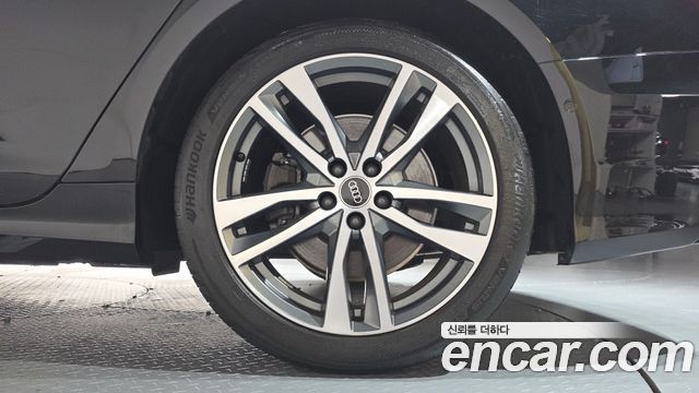 Audi A6 (C8) 45 TFSI Quattro Premium 2022 — фото 27