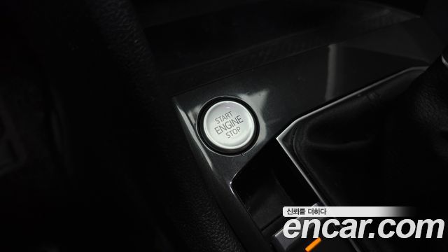 Volkswagen Tiguan Allspace 2.0 TSI Prestige 2023 — фото 19
