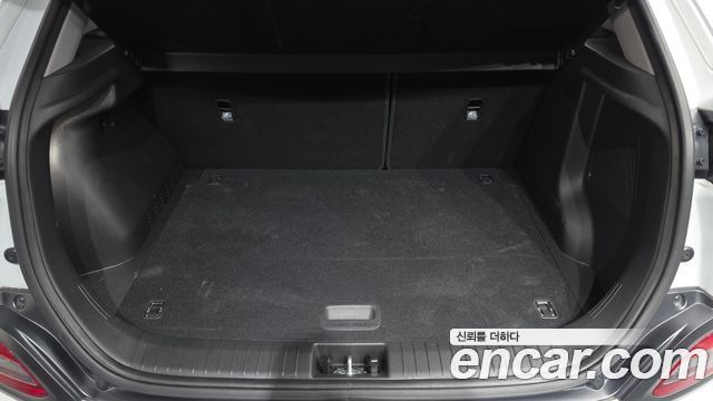 Hyundai Kona Electric Premium 2019 — фото 18