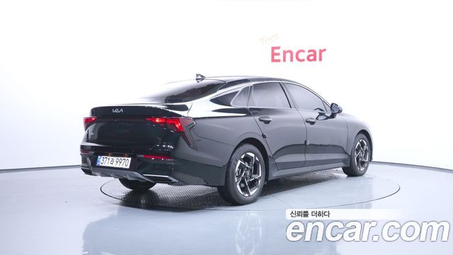Kia K5 (III) 2.0 Prestige 2024 — фото 2