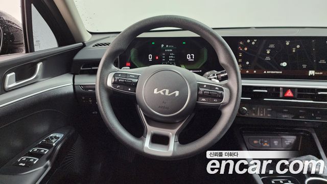 Kia K5 (III) 2.0 Prestige 2024 — фото 12