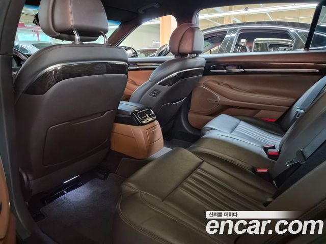 Genesis G90 3.8 AWD Luxury 2020 — фото 18
