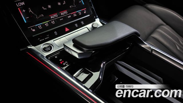 Audi e-tron 55 Quattro Sportback 2022 — фото 9