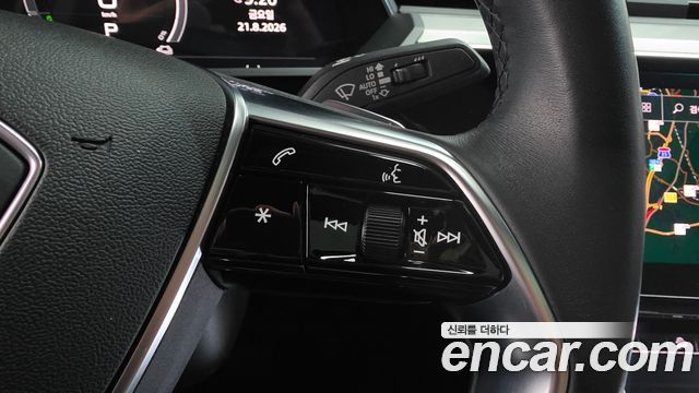 Audi e-tron 55 Quattro Sportback 2022 — фото 17