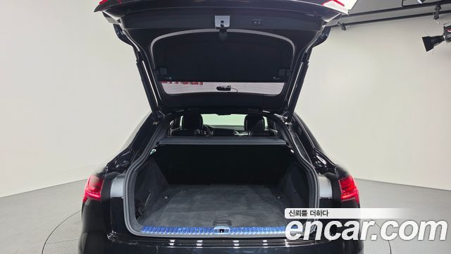 Audi e-tron 55 Quattro Sportback 2022 — фото 20