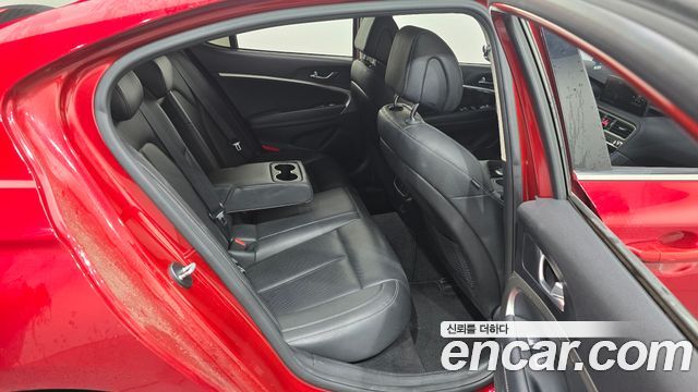 Genesis G70 Gasoline 2.0T 4WD 2022 — фото 11