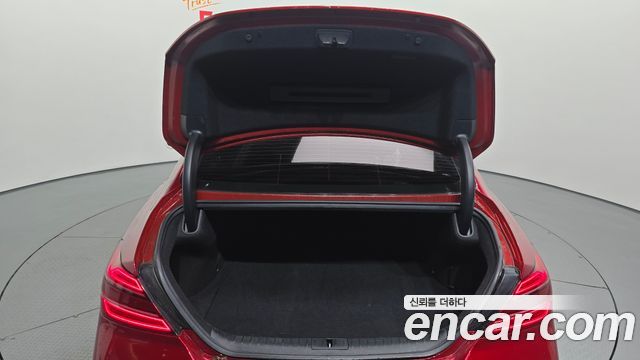 Genesis G70 Gasoline 2.0T 4WD 2022 — фото 17