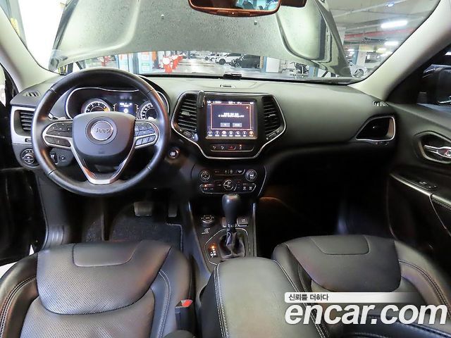 Jeep Cherokee (KL) 2.4 Longitude High AWD 2019 — фото 10