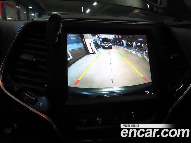 Jeep Cherokee (KL) 2.4 Longitude High AWD 2019 — фото 17