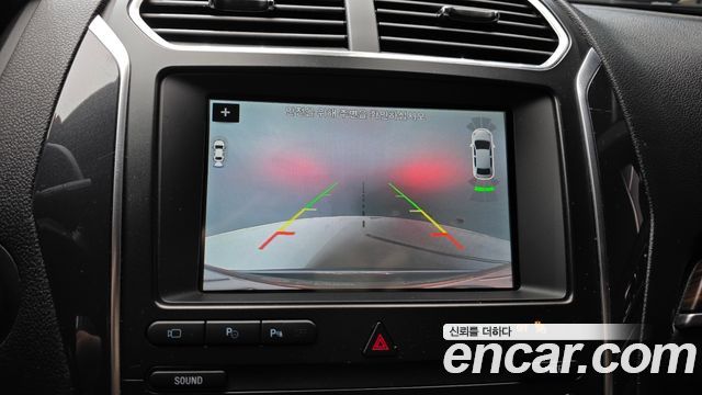 Ford Explorer 2.3 Limited 4WD 5th 2019 — фото 16