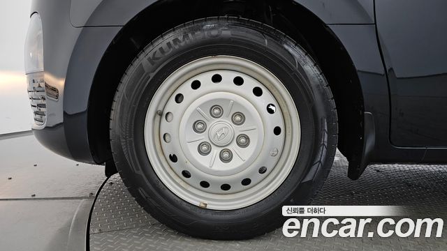 Hyundai Staria Cargo 5-Seater Smart 2023 — фото 5