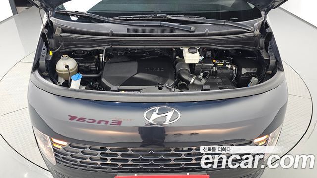 Hyundai Staria Cargo 5-Seater Smart 2023 — фото 6