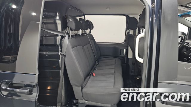 Hyundai Staria Cargo 5-Seater Smart 2023 — фото 12