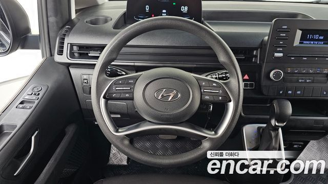 Hyundai Staria Cargo 5-Seater Smart 2023 — фото 13
