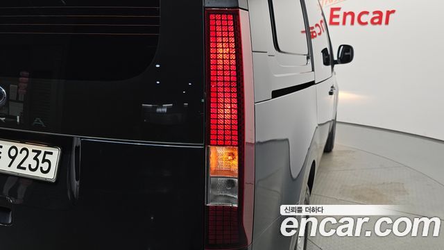 Hyundai Staria Cargo 5-Seater Smart 2023 — фото 23