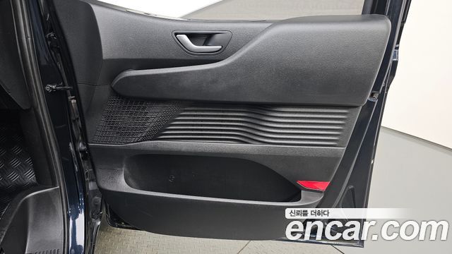 Hyundai Staria Cargo 5-Seater Smart 2023 — фото 24