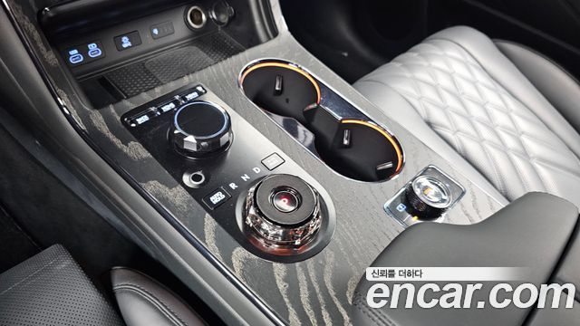 Genesis GV80 Coupe 3.5T Gasoline AWD Black 2025 — фото 9