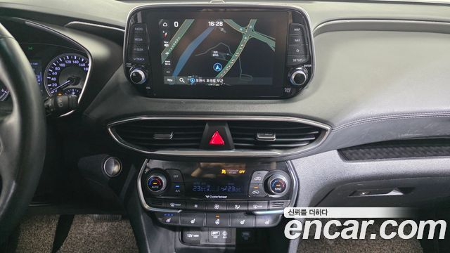 Hyundai Santa Fe (TM) Diesel 2.0 2WD Premium 2019 — фото 14