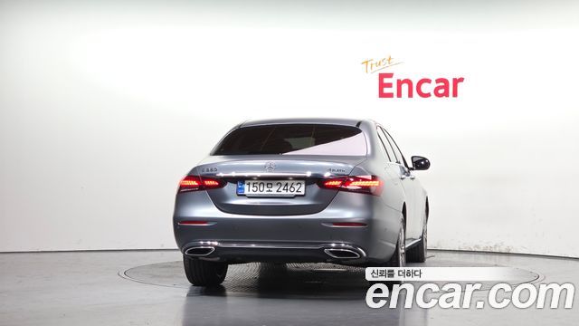 Mercedes-Benz E-Class (W213) E350 4MATIC Exclusive 2023 — фото 4