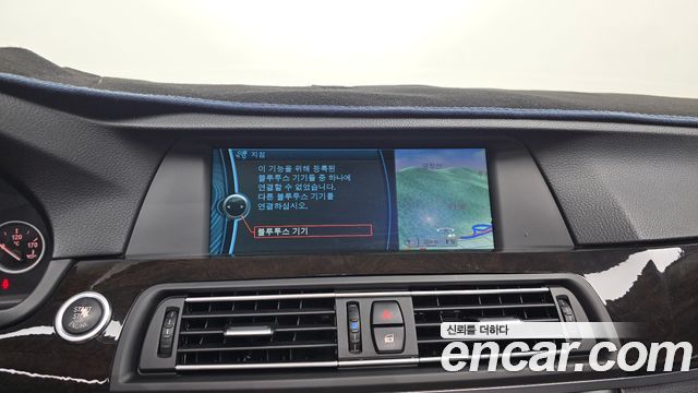 BMW 5 Series (F10) 528i 2011 — фото 15