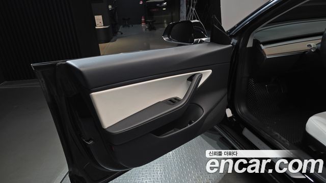 Tesla Model 3 Long Range AWD 2020 — фото 24