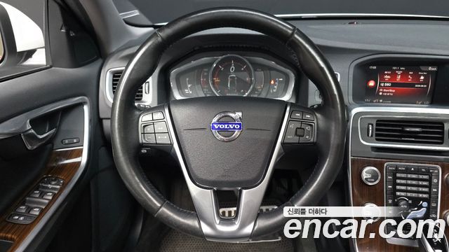 Volvo S60 D3 2nd 2018 — фото 13