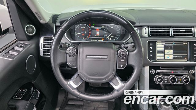 Land Rover Range Rover (IV) 4.4 SDV8 Vogue SE DIESEL 2014 — фото 17