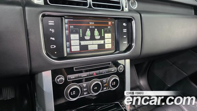 Land Rover Range Rover (IV) 4.4 SDV8 Vogue SE DIESEL 2014 — фото 19