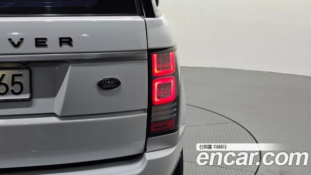 Land Rover Range Rover (IV) 4.4 SDV8 Vogue SE DIESEL 2014 — фото 29