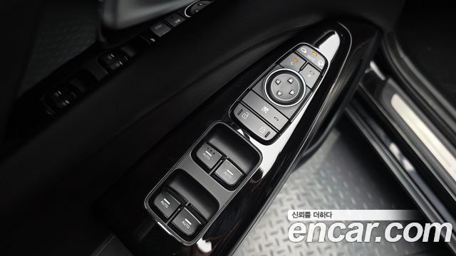 Kia K7 Premier Hybrid Prestige 2020 — фото 29