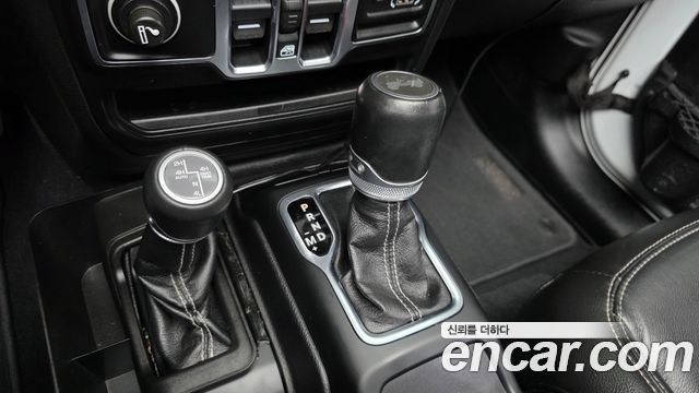 Jeep Wrangler (JL) 2.0 Overland Power Top 4Door 2020 — фото 9
