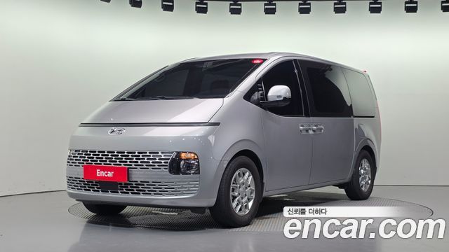 Hyundai Staria Tourer 11-Seater Modern 2024 — фото 1