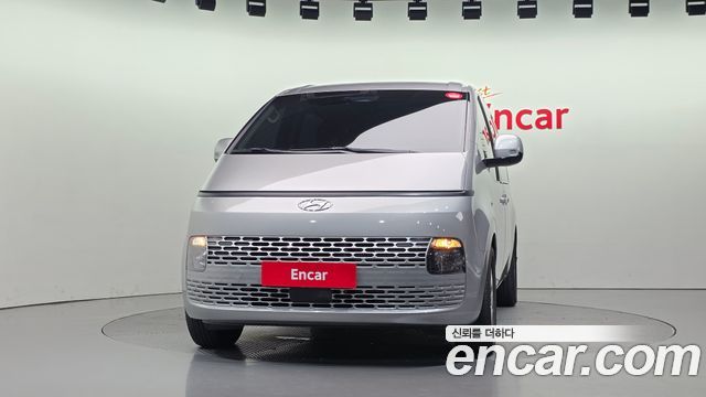 Hyundai Staria Tourer 11-Seater Modern 2024 — фото 3