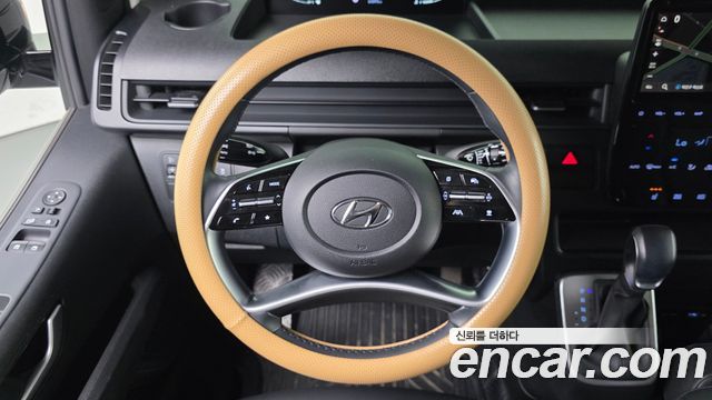 Hyundai Staria Tourer 11-Seater Modern 2024 — фото 13