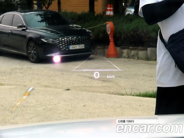 Genesis G90 (RS4) Gasoline 3.5 Turbo e-S/C AWD 2026 — фото 10